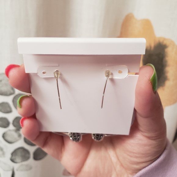 Kendra Scott Elora Silver Hoop Earrings in Abalone Shell VGUC - Picture 4 of 7